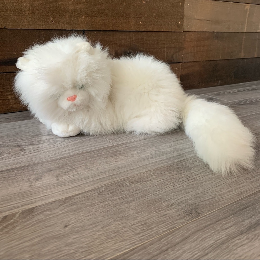 Vintage Russ Berrie Nikki Plush Persian Cat  Green Eyes White Long Haired